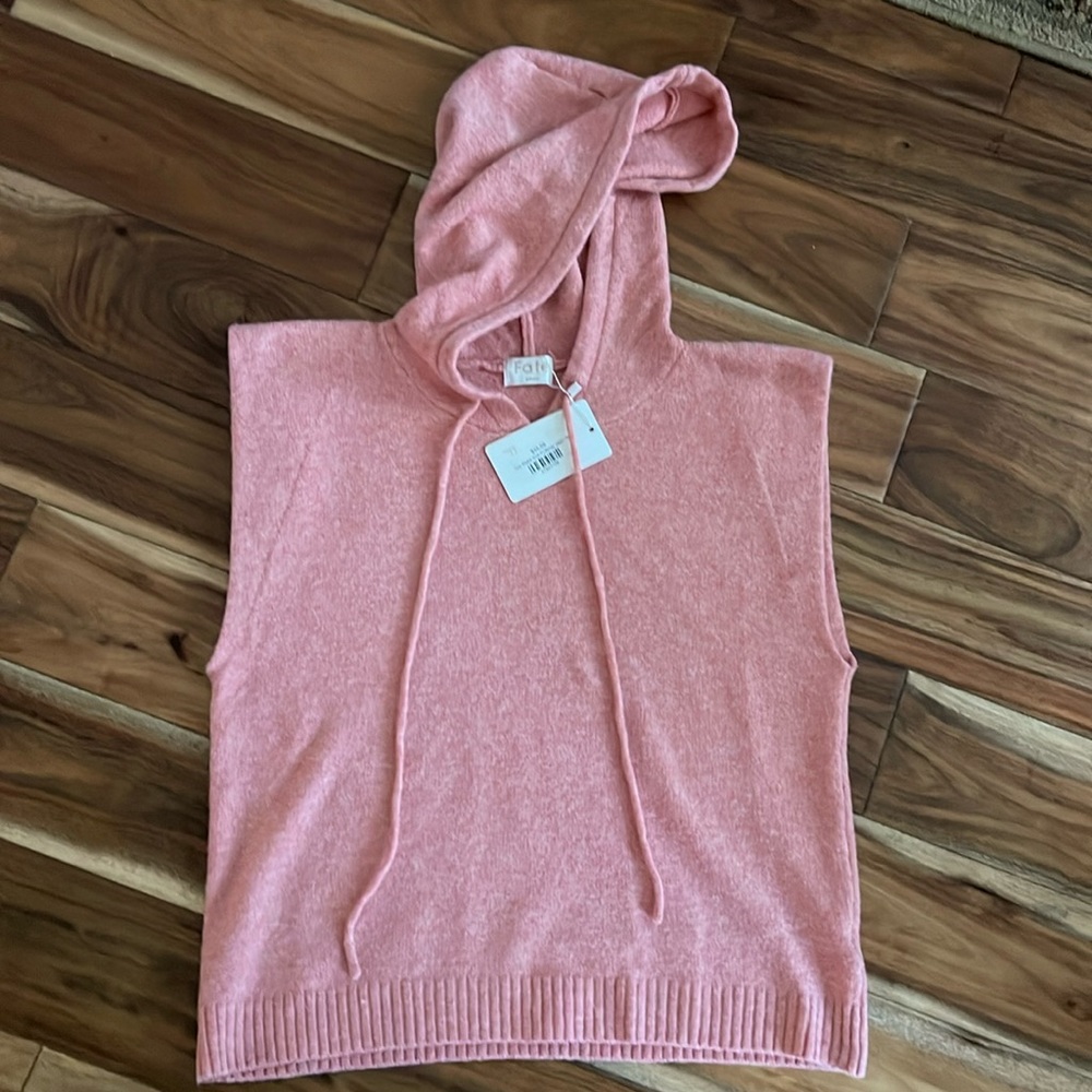 NWT Fate hooded sweater vest, size small, pink